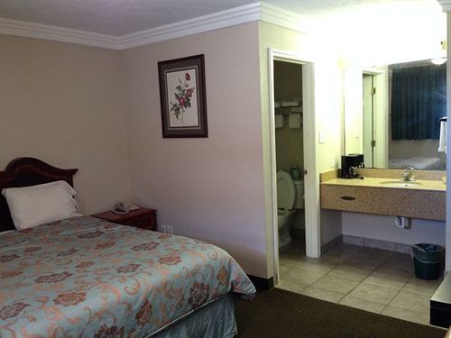 Deluxe Inn Motel Lake Charles Buitenkant foto